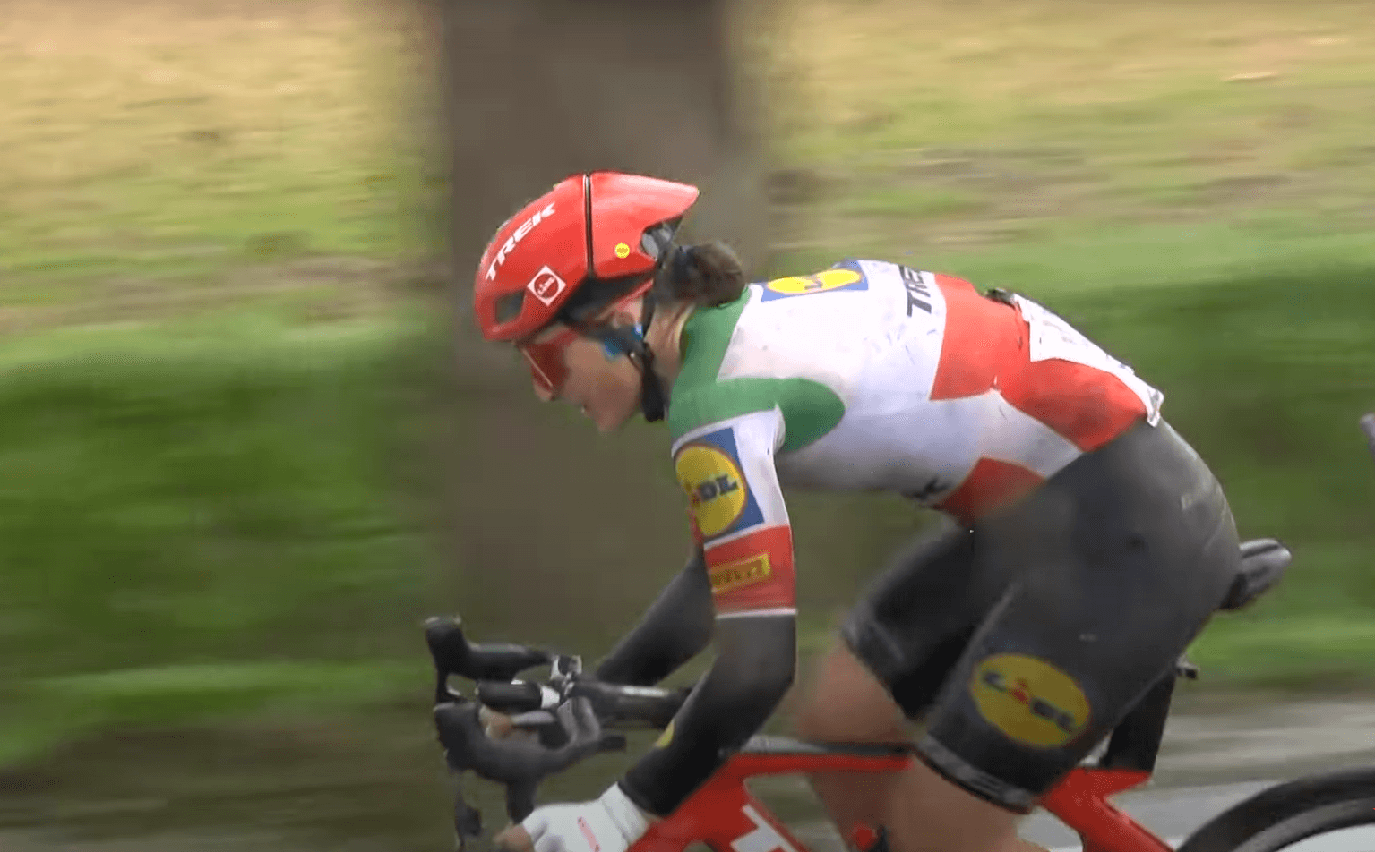 Winning BikeFit: Analyzing Elisa Longo Borghini's bikefit at Ronde Van Vlaanderen (2024)